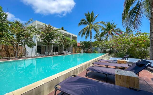The Living Pool Villas
