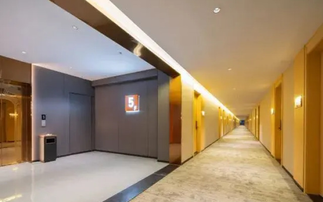 Hengfeng Holiday Inn Huizhou (Boluo Longxi Cultural Square Branch)