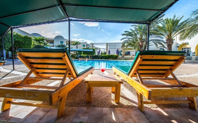 Suites hotel les charmilles & spa