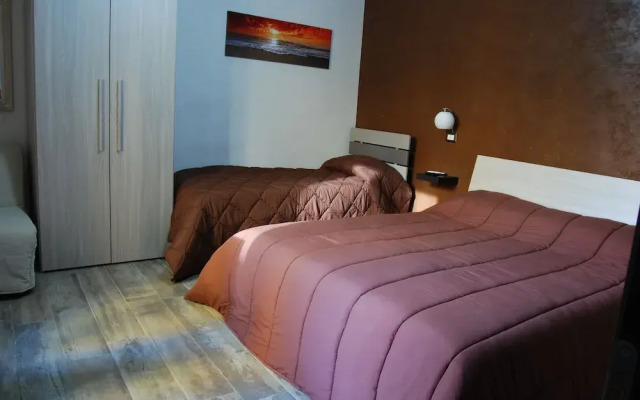 Guesthouse outside the Port