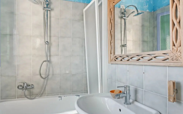 Piazza della Repubblica & Cisternone Apartment