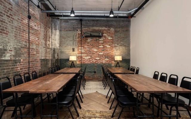Moxy Chattanooga Downtown