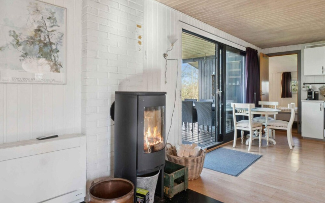 4 Star Holiday Home in Ronde