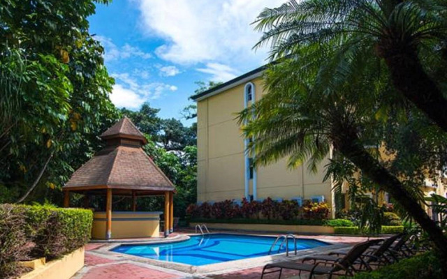 Aparthotel & Suites Villas Del Rio