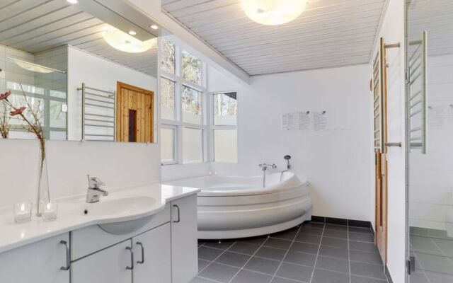 "Kiana" - 600m from the sea in Bornholm