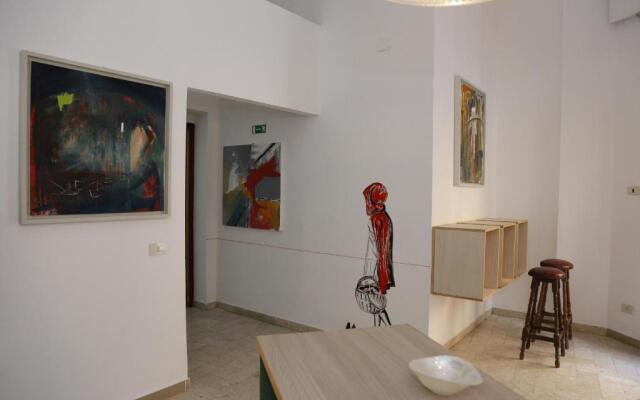 Dimora Hostel