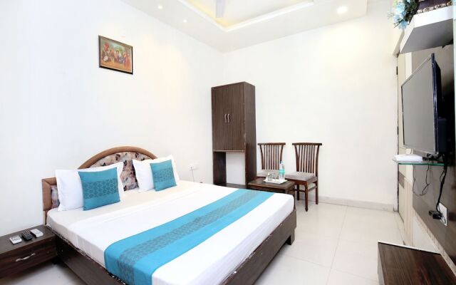 OYO 14510 Hotel Harpal Classic