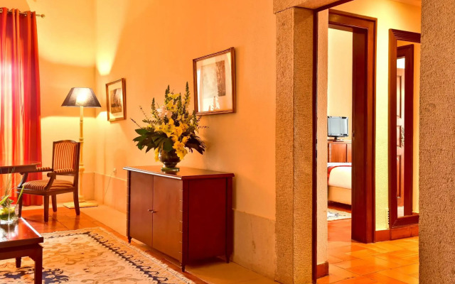 Pousada Castelo de Palmela - Historic Hotel