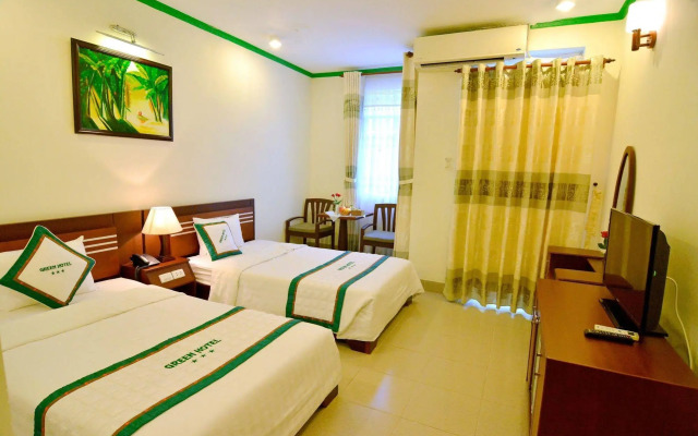 Green Hotel