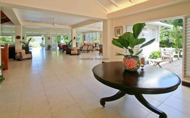 Coral Cove-Discovery Bay 5BR