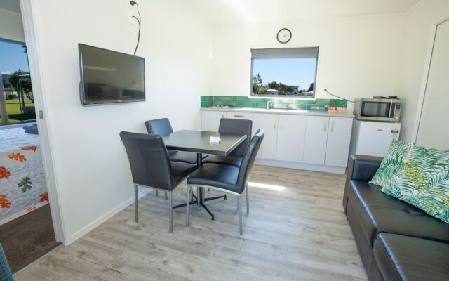 Raglan Holiday Park