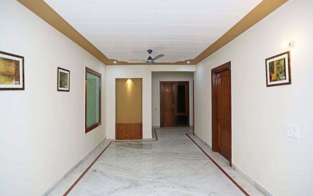 OYO 9581 Hotel Milan Inn