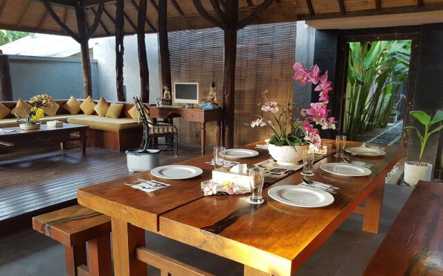 Gili Exotic Villas