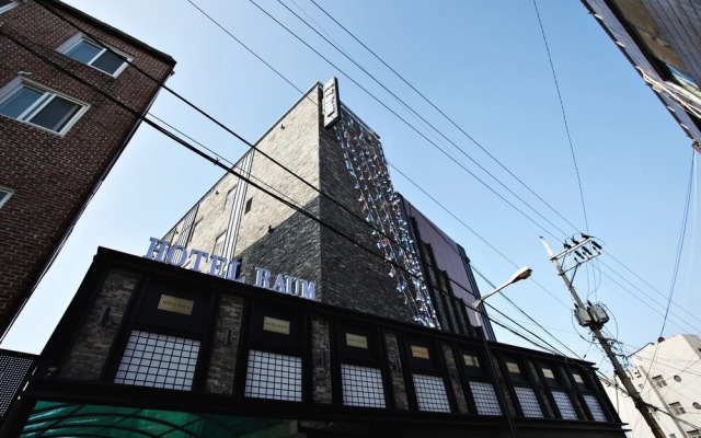 hotelImage