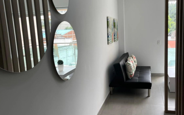 201-Confortable Aparta Estudio Nuevo en Granada