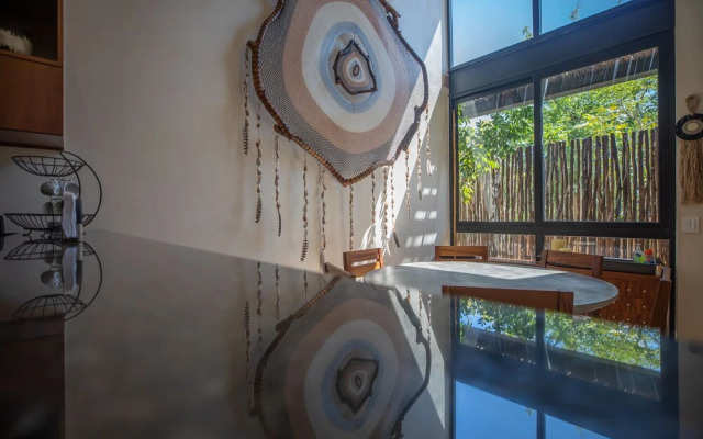 Apartment with Private Hot Tub in Tulum