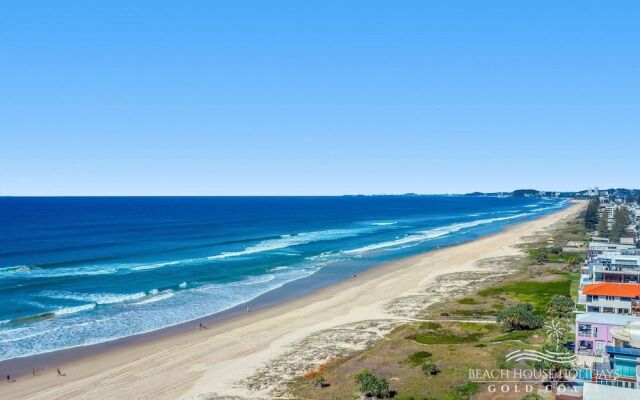 True Beachfront Family Holiday Home