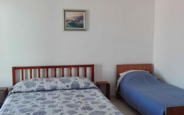Apartment Soni - with barbecue; A1 Postira, Island Brac
