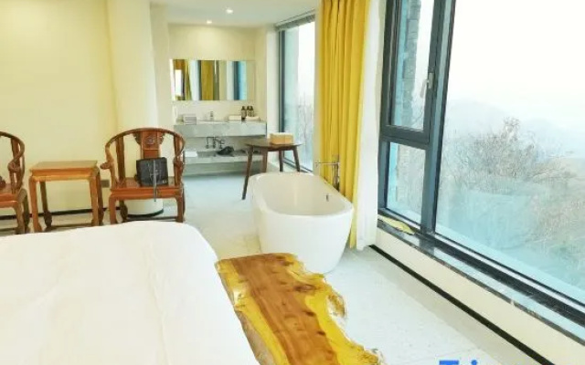 Moutain Top Sunrise Boutique Hotel
