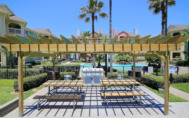 Dawn 823 Condo With Private Balcony and Views of Gulf of Mexico by Redawning