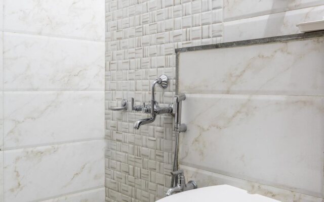 OYO 9738 Hotel House Khas Suites