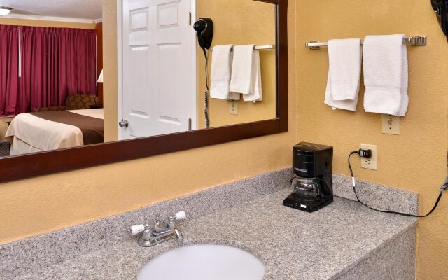 Americas Best Value Inn Schulenburg