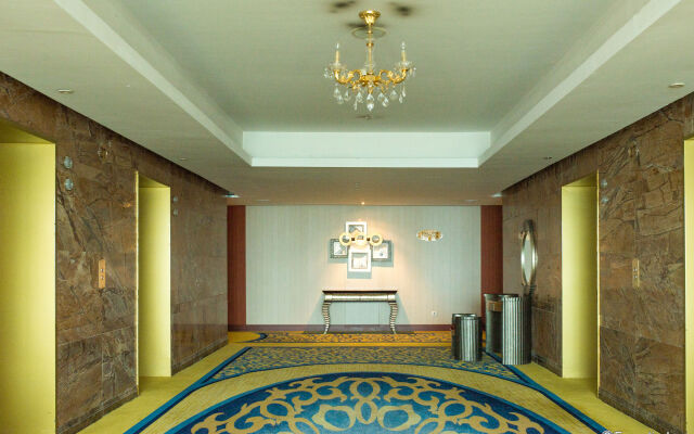 Grand Plaza Hotel Hanoi