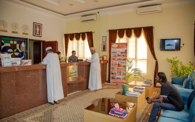 Al Ayjah Plaza Hotel