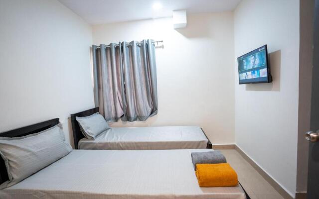 Yellow Bells Signature