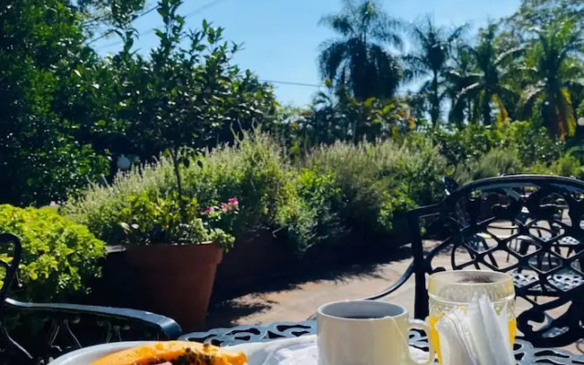 Orquideas Hotel & Cabañas