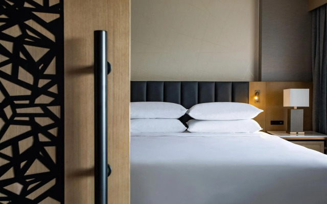 Sheraton Suites Columbus	 
