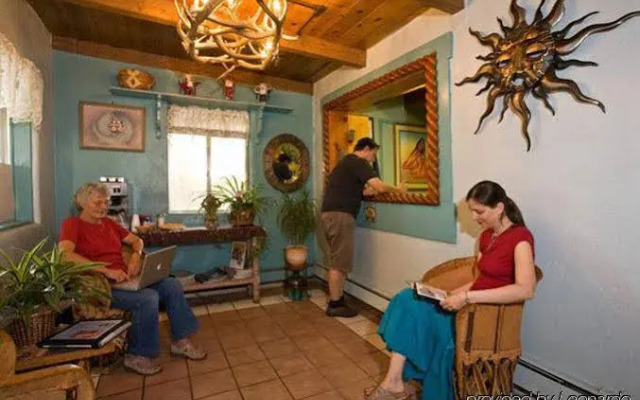 Sun God Lodge