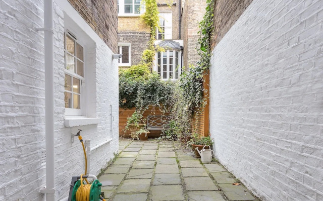 Bright 1 Bedroom Flat