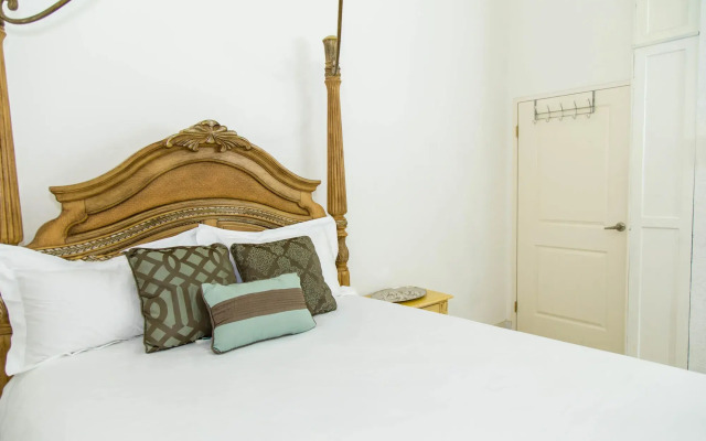 Casa Victoria Golf Retreat