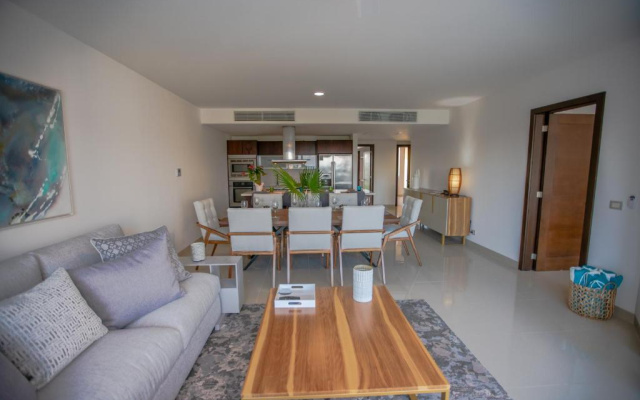 Mareazul Beach Condos At playa del Carmen