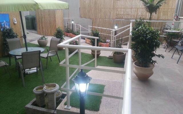 Loui Gardens