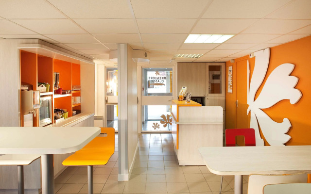 Première Classe Valenciennes Ouest - Petite Forêt