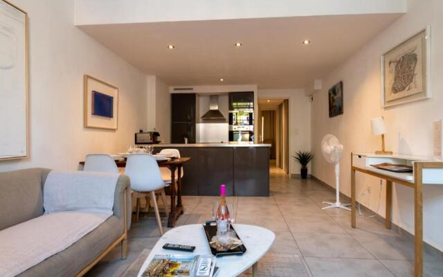 APPARTEMENT T2 SPACIEUX ET COSY - HYPER-CENTRE - FREE WIFI - 2 pers