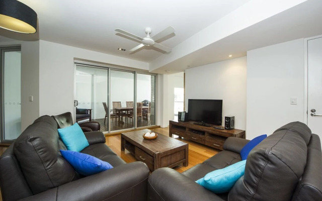 Maggies Beachfront Apt. 11