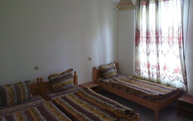 Elit Holiday Village