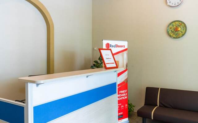 RedDoorz Hostel @ DI Panjaitan Simpang Lima