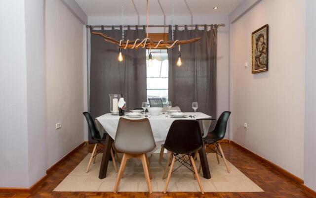 Théa Apartment