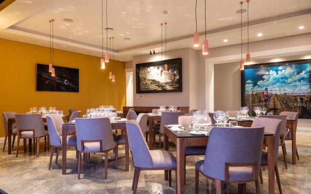 Anfani Boutique Hotel