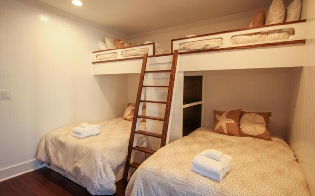 141 Capt. John Fripp Villa First-floor Unit Located in the Heart of Fripp Island