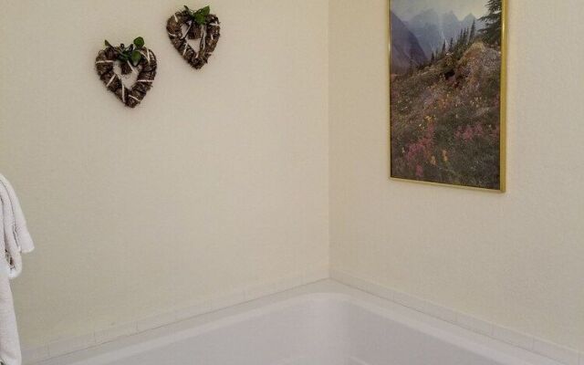 Alpenglow Vacation Rentals