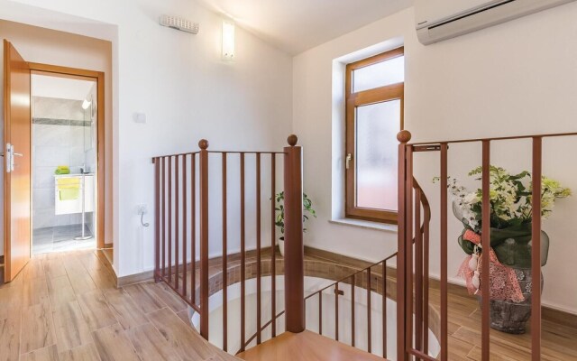 Nice Home in Pula With Wifi and 3 Bedrooms