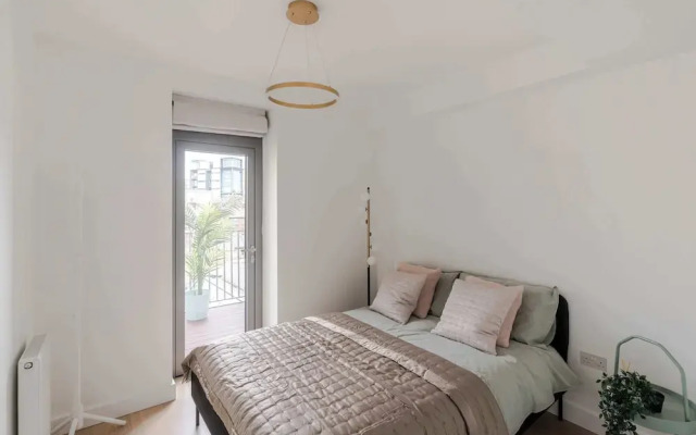 The Portland - Marylebone - by Frankie