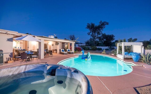 Casa Azul 4 BR by Casago