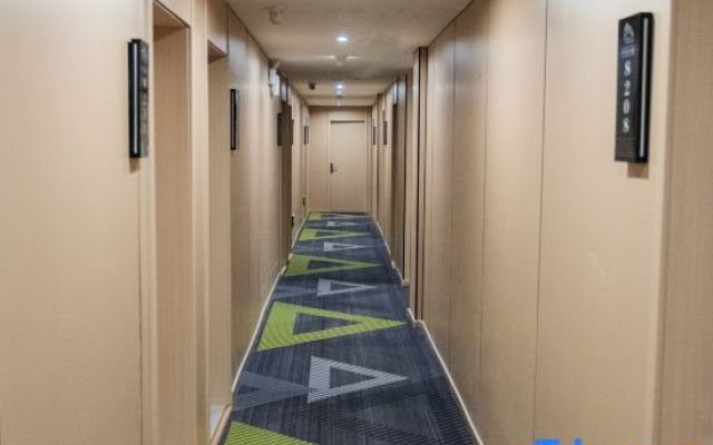 Taihe Business Hotel