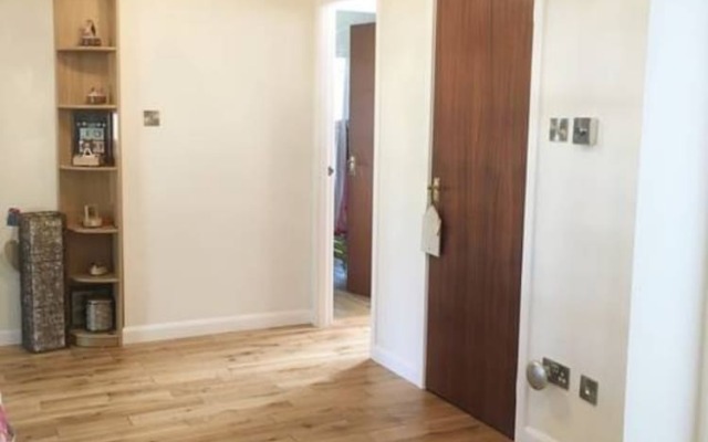 4 Bedroom Flat Near the Harry Potter School